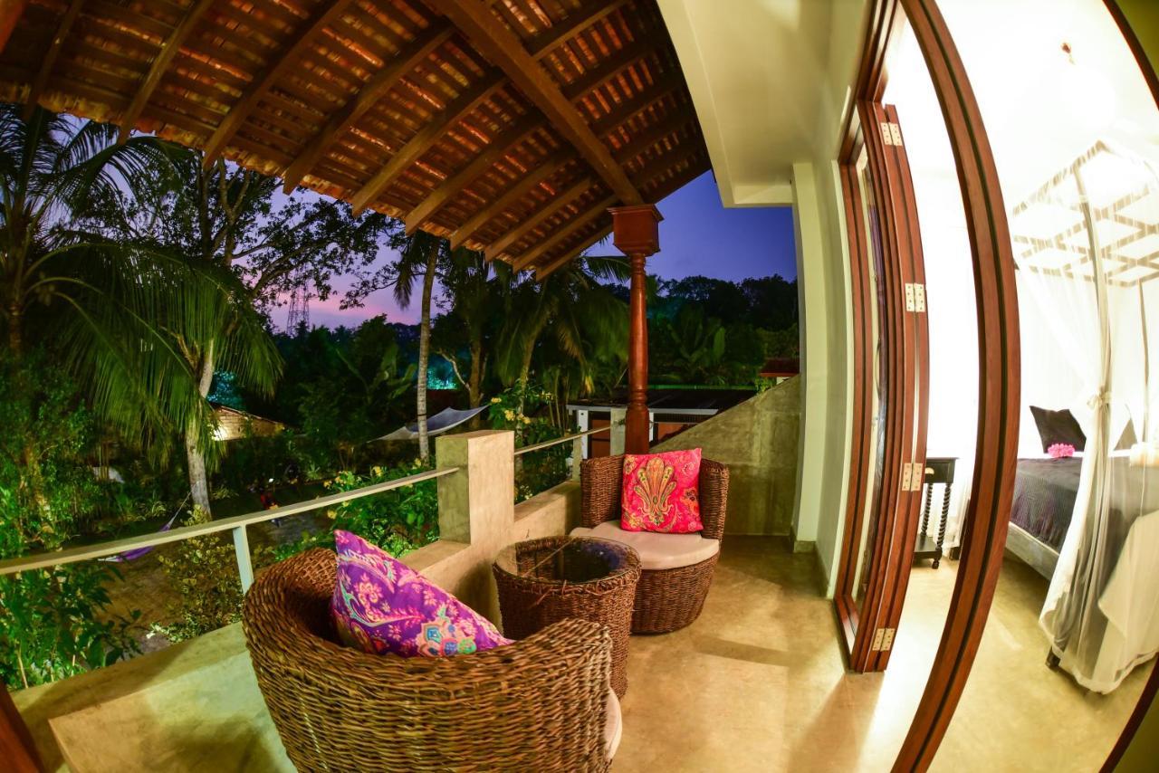 Tropical House - Jungleside Villa Хикадува Екстериор снимка